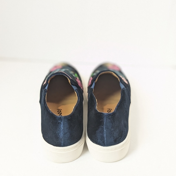 NWOT Dirty laundry velvet slides - Picture 7 of 16